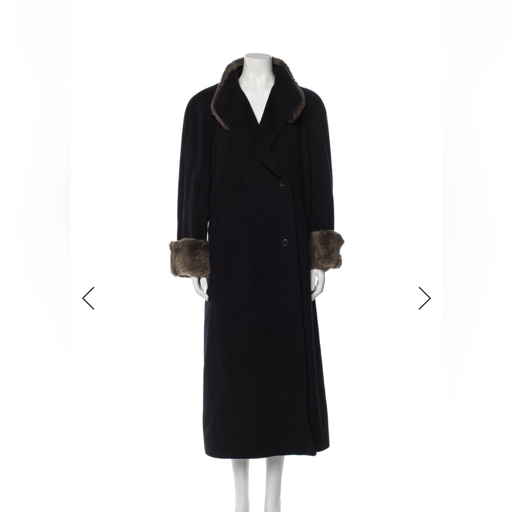 Burberry Elegant Black Coat with Brown Accents faux fur USA medium